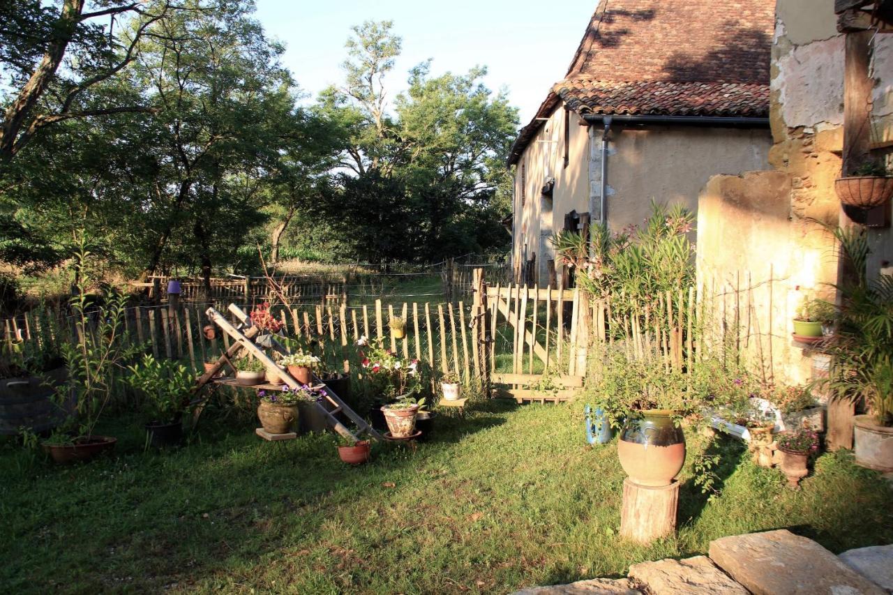Souslens, Castaignos-Souslens 40 Bed and Breakfast Buitenkant foto